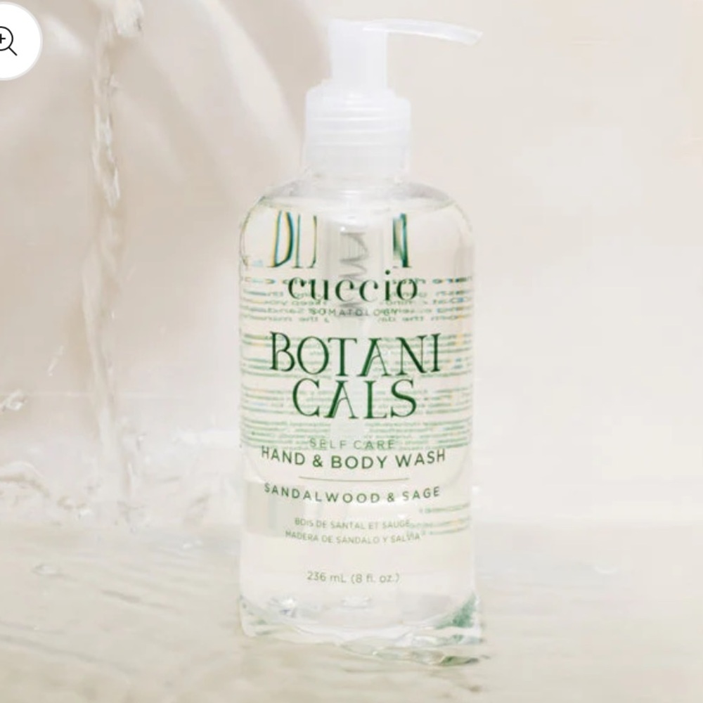 CUCCIO BOTANICALS
SANDALWOOD + SAGE HYDRATING HAND & BODY WASH 8 OZ